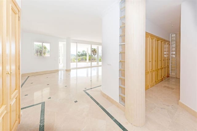 5 sovrum Villa till salu i Benahavís med pool garage - 2 150 000 € (Ref: 6116677)