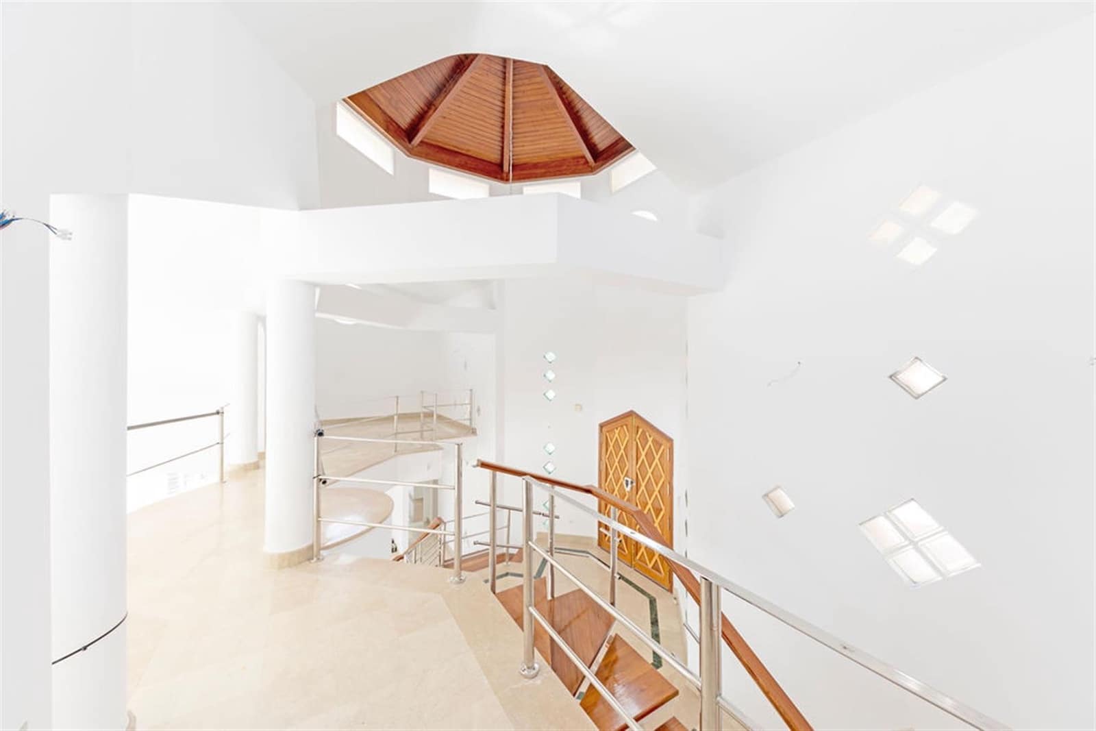5 Zimmer Villa zu verkaufen in Benahavis mit Pool Garage - 2.150.000 € (Ref: 6116677)