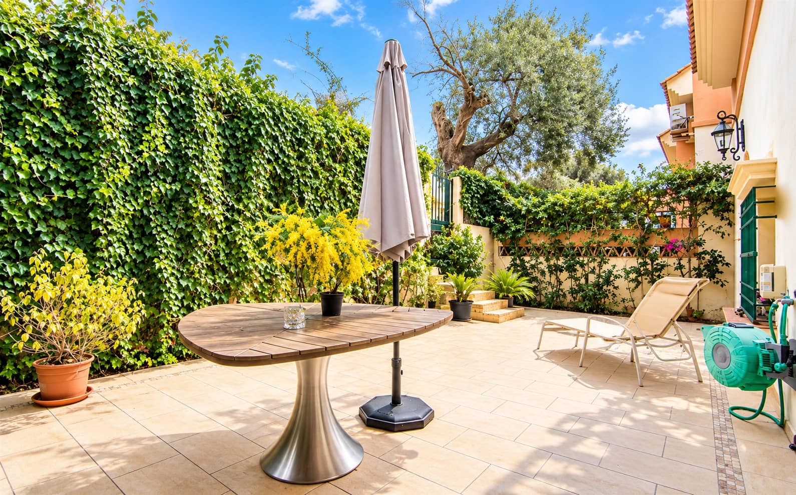 3 soverom Kjedet enebolig til salgs i Marbella med svømmebasseng garasje - € 995 000 (Ref: 6141830)