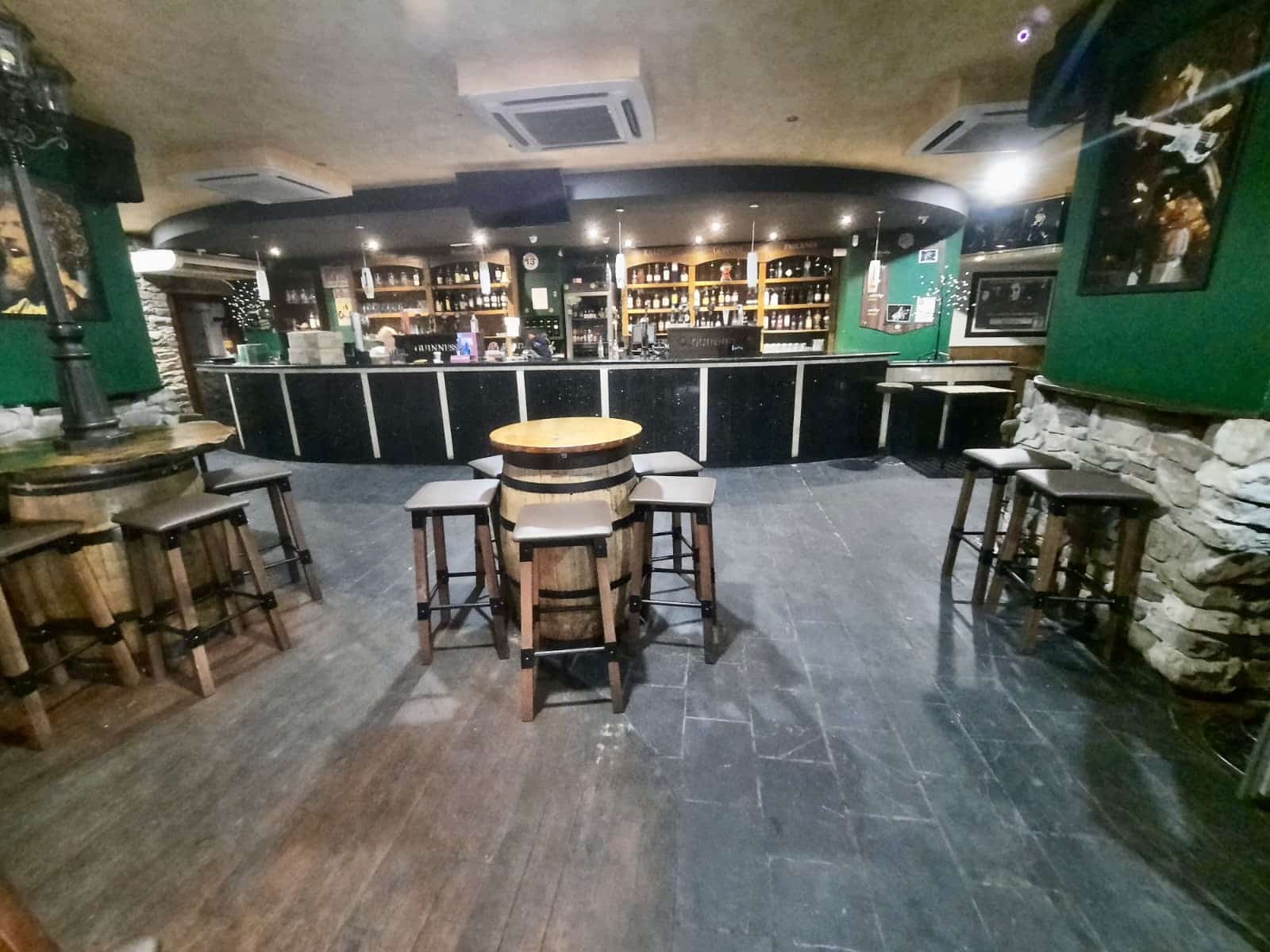 Restaurant/Bar for sale in Fuengirola - € 1,200,000 (Ref: 6242461)