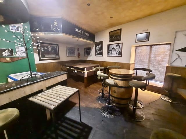 Restaurant/Bar for sale in Fuengirola - € 1,200,000 (Ref: 6242461)