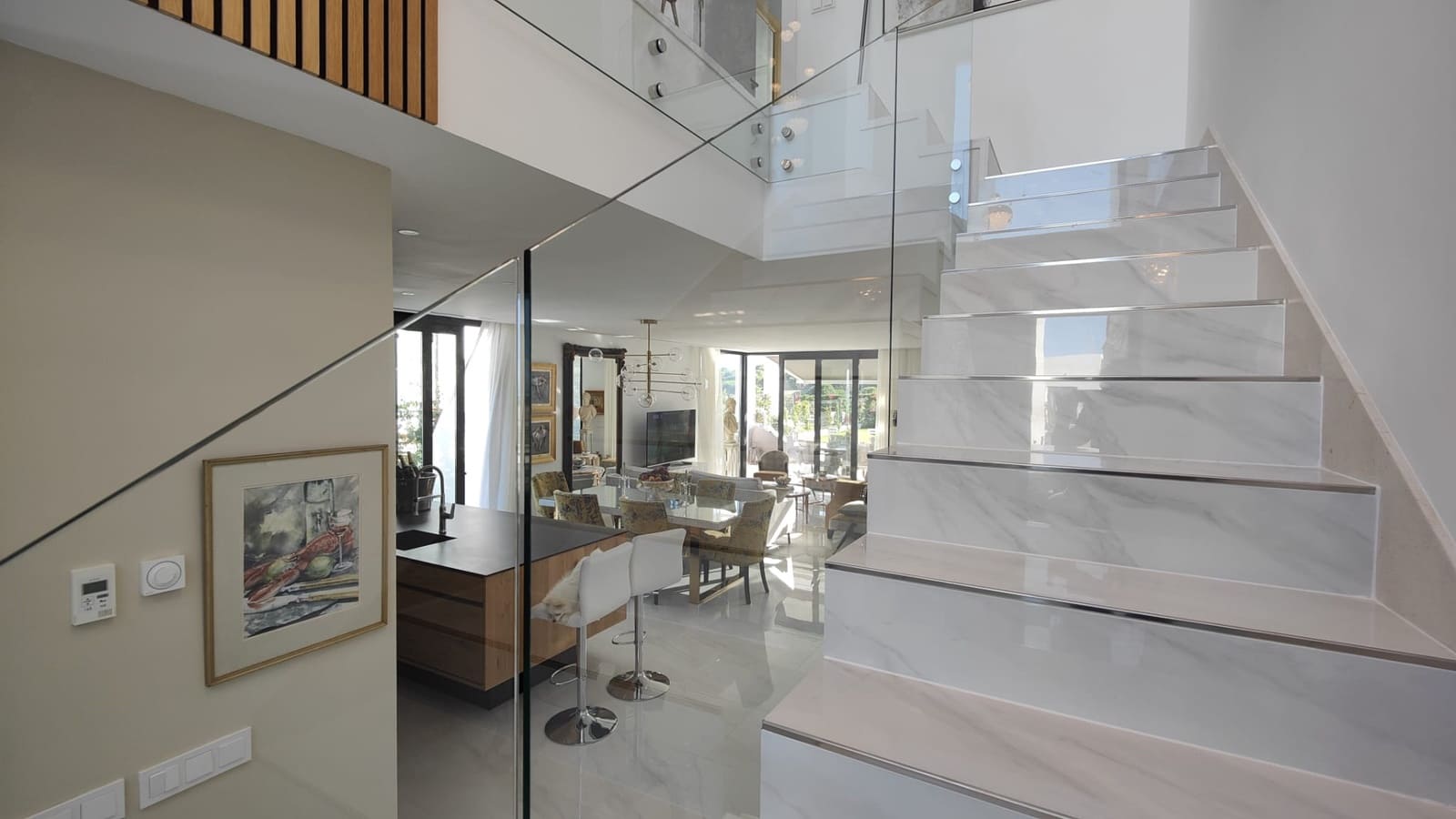 5 bedroom Semi-detached Villa for sale in Calahonda with pool garage - € 1,195,000 (Ref: 6289176)