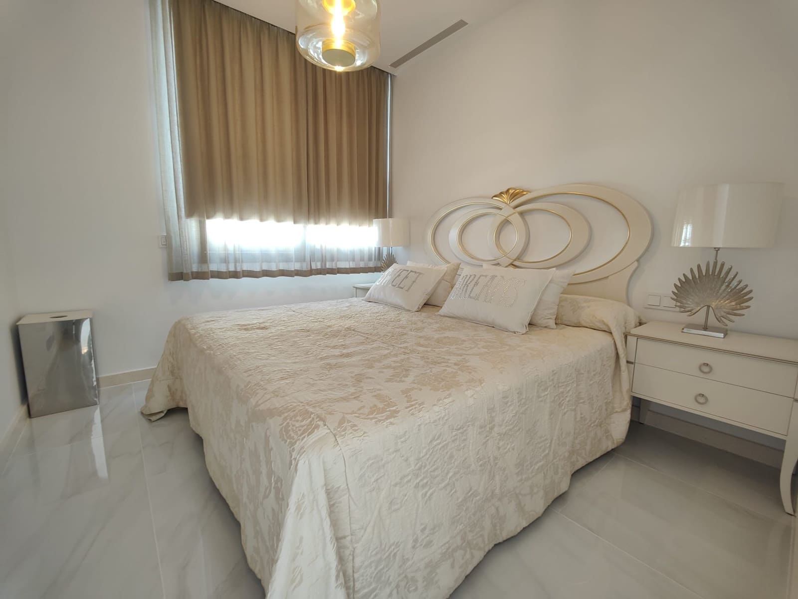 5 bedroom Semi-detached Villa for sale in Calahonda with pool garage - € 1,195,000 (Ref: 6289176)