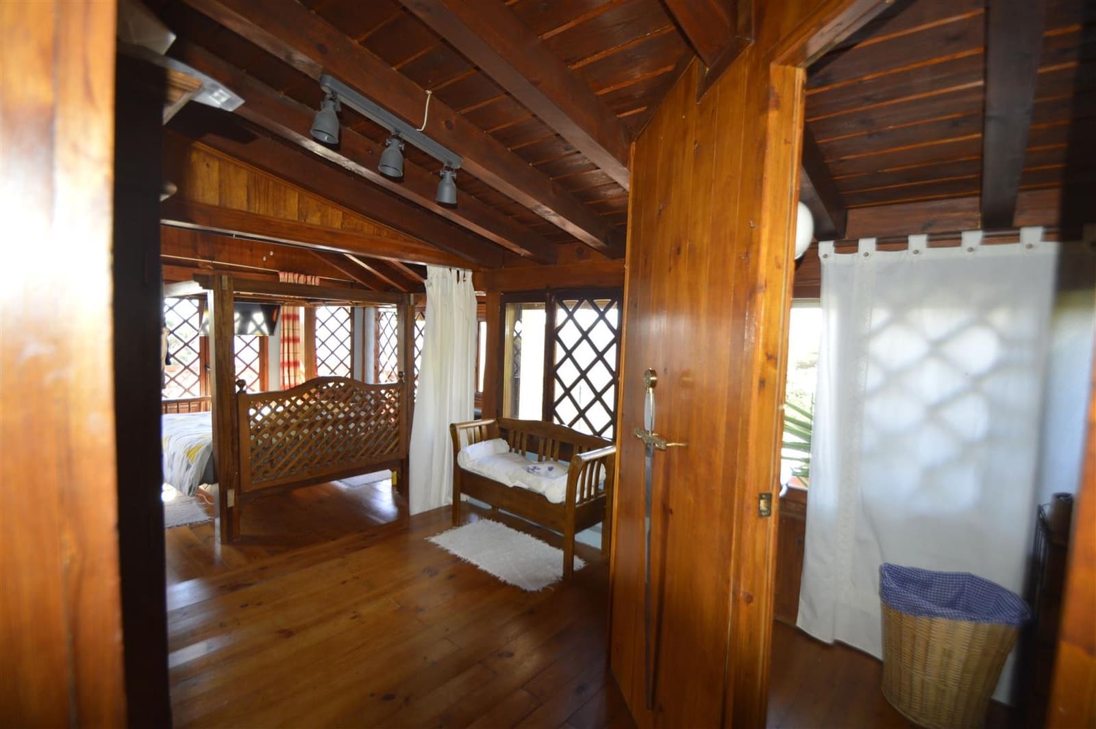 Chalet de 3 habitaciones en Marbella en venta con piscina garaje - 890.000 € (Ref: 6448111)