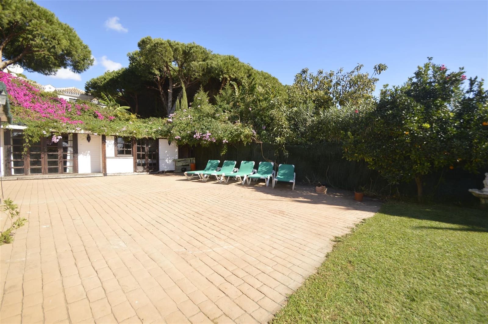 Chalet de 3 habitaciones en Marbella en venta con piscina garaje - 890.000 € (Ref: 6448111)