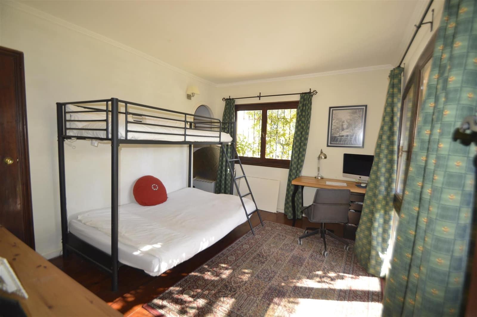 Chalet de 3 habitaciones en Marbella en venta con piscina garaje - 890.000 € (Ref: 6448111)