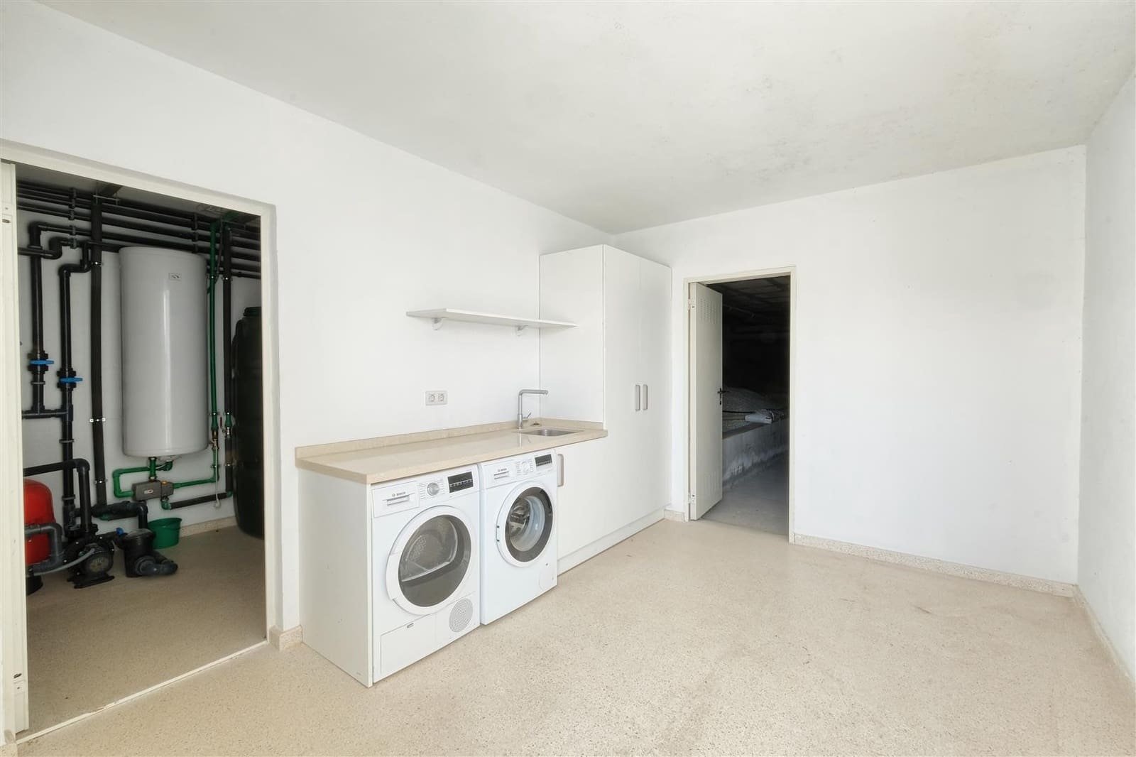 4 makuuhuone Huvila myytävänä paikassa Benahavis mukana uima-altaan 
autotalli - 2 200 000 € (Ref: 6619229)