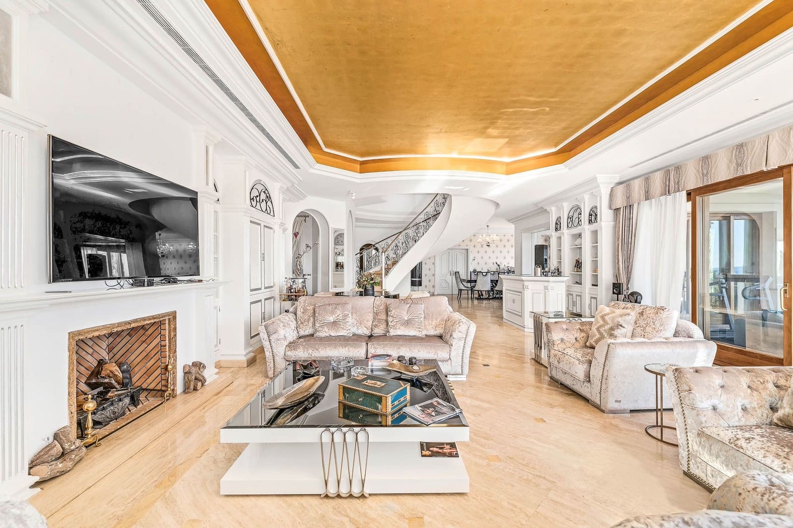 16 bedroom Villa for sale in Benahavis with pool garage - € 13,950,000 (Ref: 6806939)