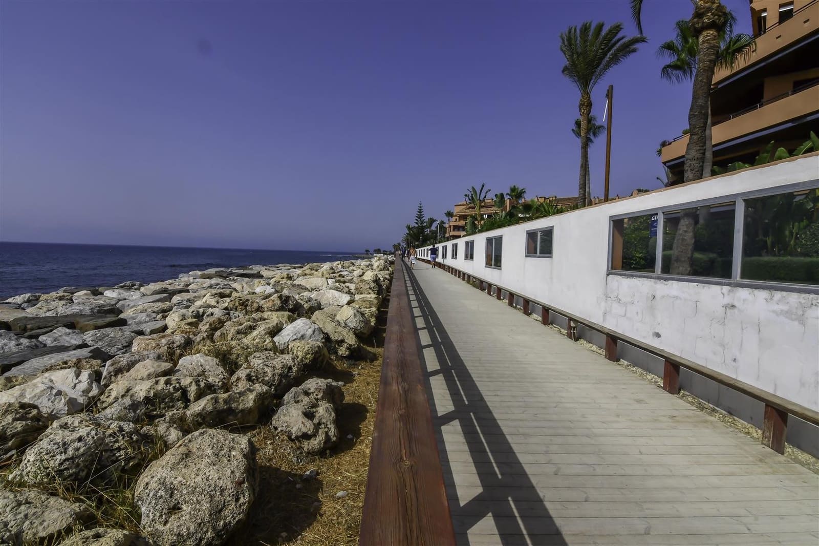 2 bedroom Apartment for sale in Marbella with pool garage - € 1,575,000 (Ref: 6892882)