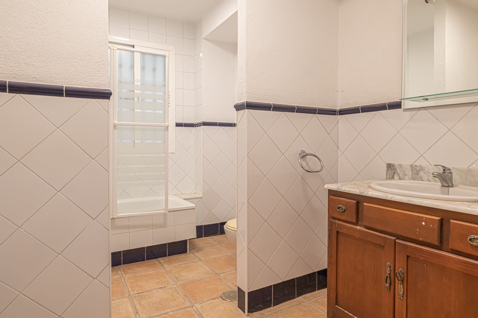 6 sovrum Villa till salu i Guadalmina med pool garage - 1 595 000 € (Ref: 6945839)