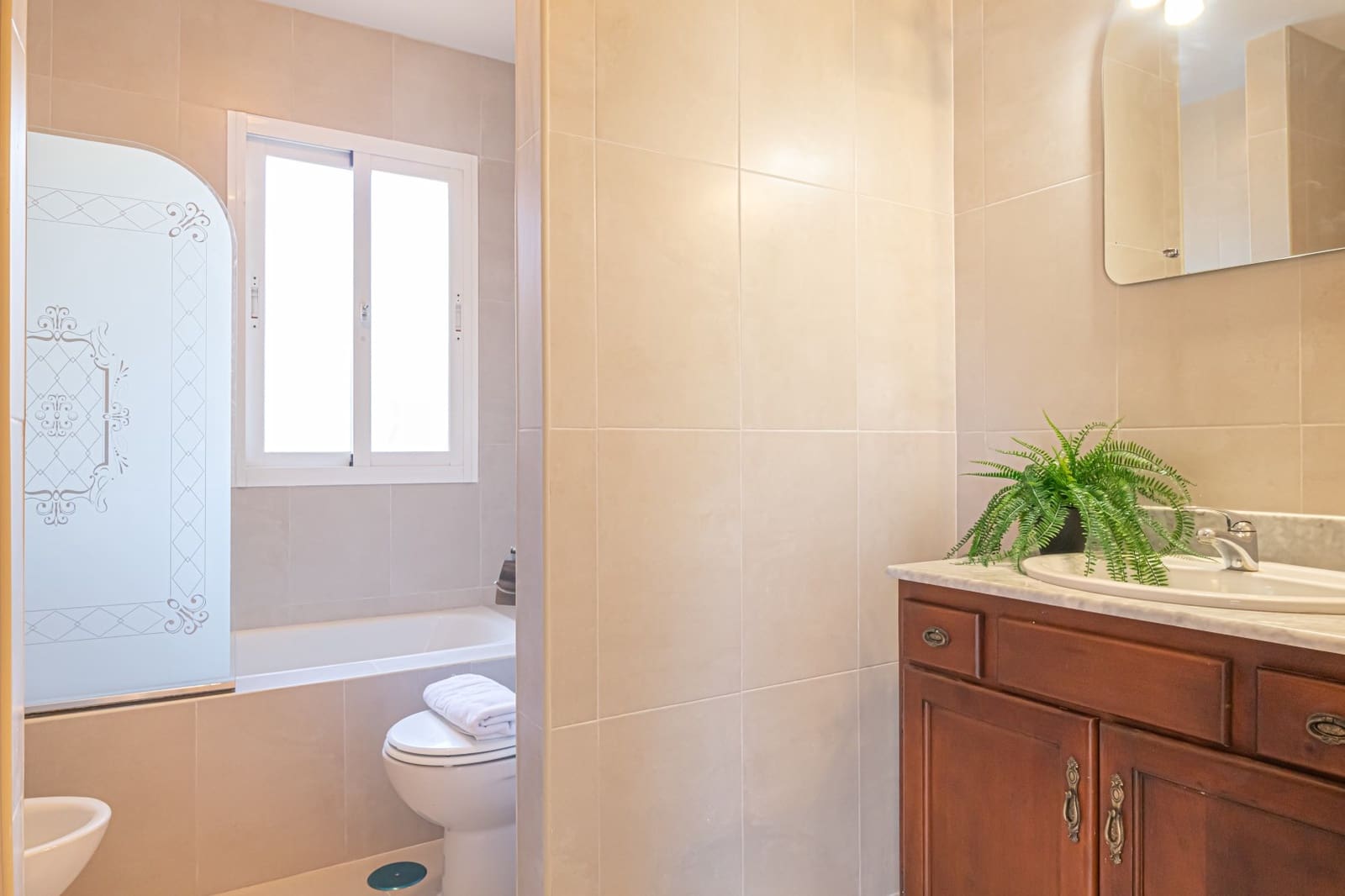 6 sovrum Villa till salu i Guadalmina med pool garage - 1 595 000 € (Ref: 6945839)