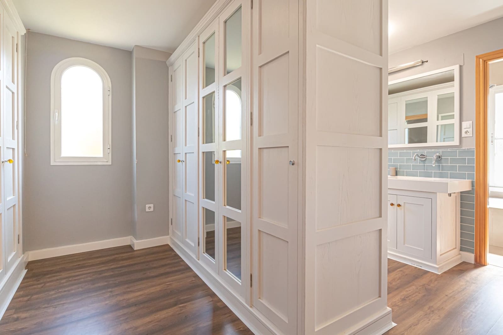 6 sovrum Villa till salu i Guadalmina med pool garage - 1 595 000 € (Ref: 6945839)