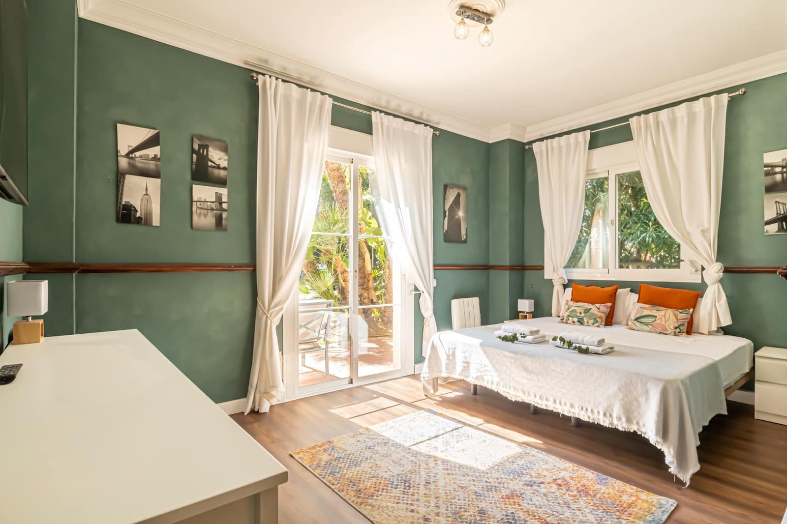 6 sovrum Villa till salu i Guadalmina med pool garage - 1 595 000 € (Ref: 6945839)