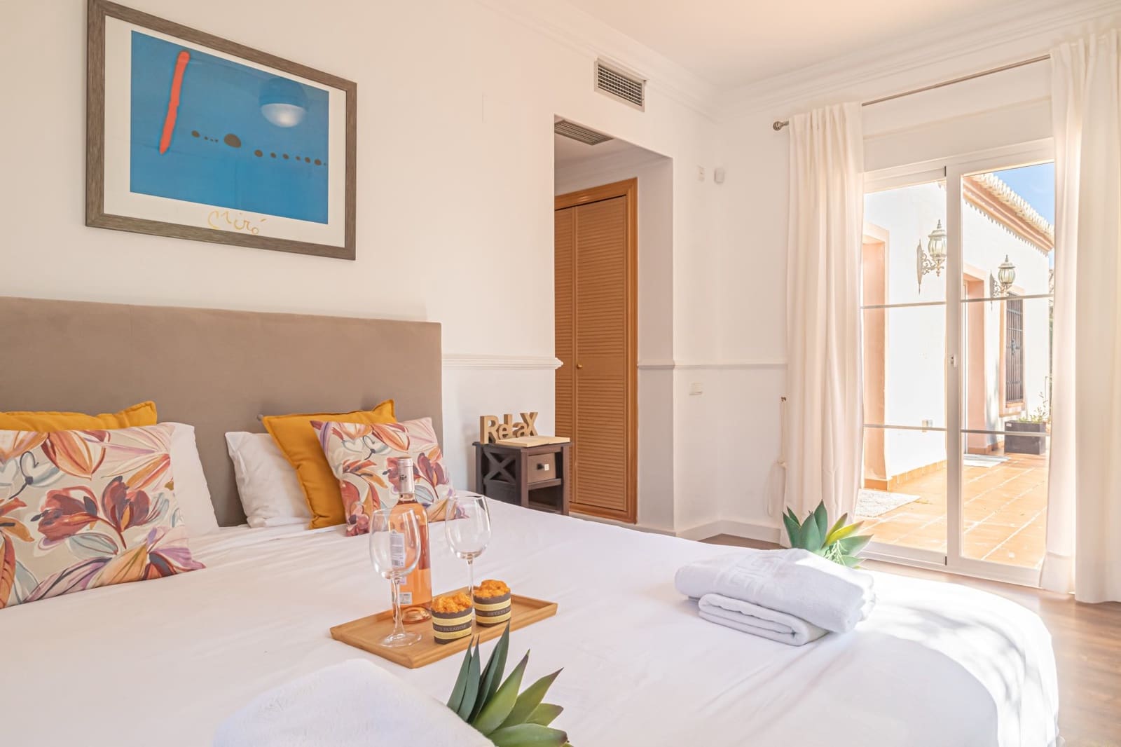 6 sovrum Villa till salu i Guadalmina med pool garage - 1 595 000 € (Ref: 6945839)