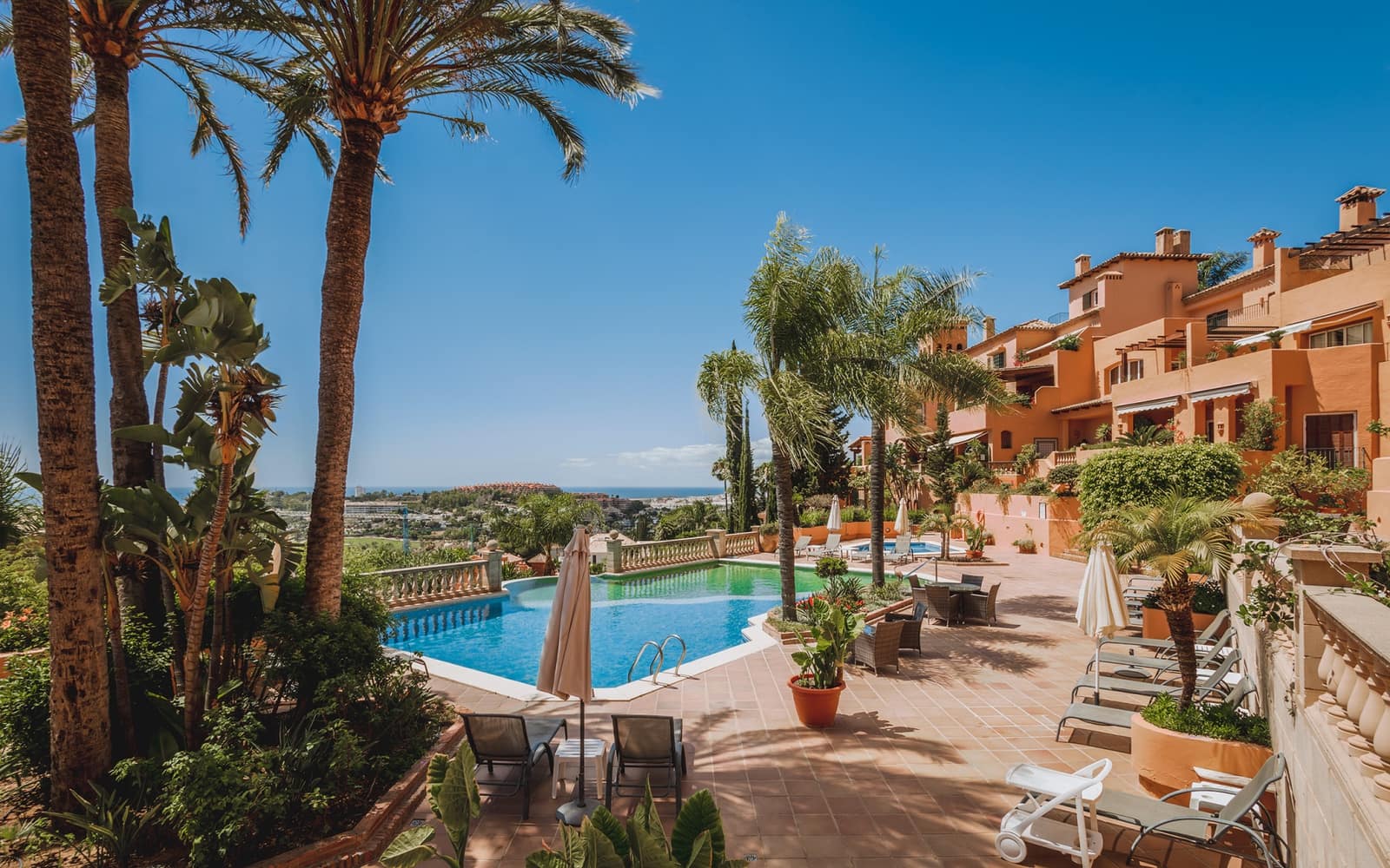 Ático de 3 habitaciones en Marbella en venta con piscina garaje - 2.200.000 € (Ref: 6964599)