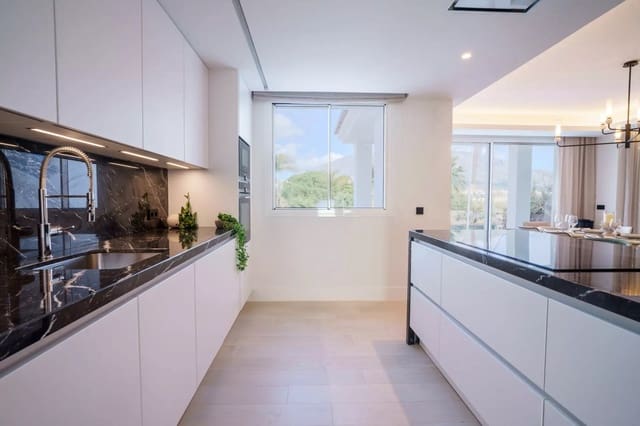 5 slaapkamer Villa te koop in Marbella met zwembad garage - € 2.575.000 (Ref: 6965294)