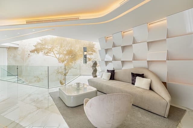 6 bedroom Villa for sale in Marbella with pool garage - € 12,500,000 (Ref: 6981907)