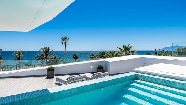 6 bedroom Villa for sale in Marbella with pool garage - € 12,500,000 (Ref: 6981907)