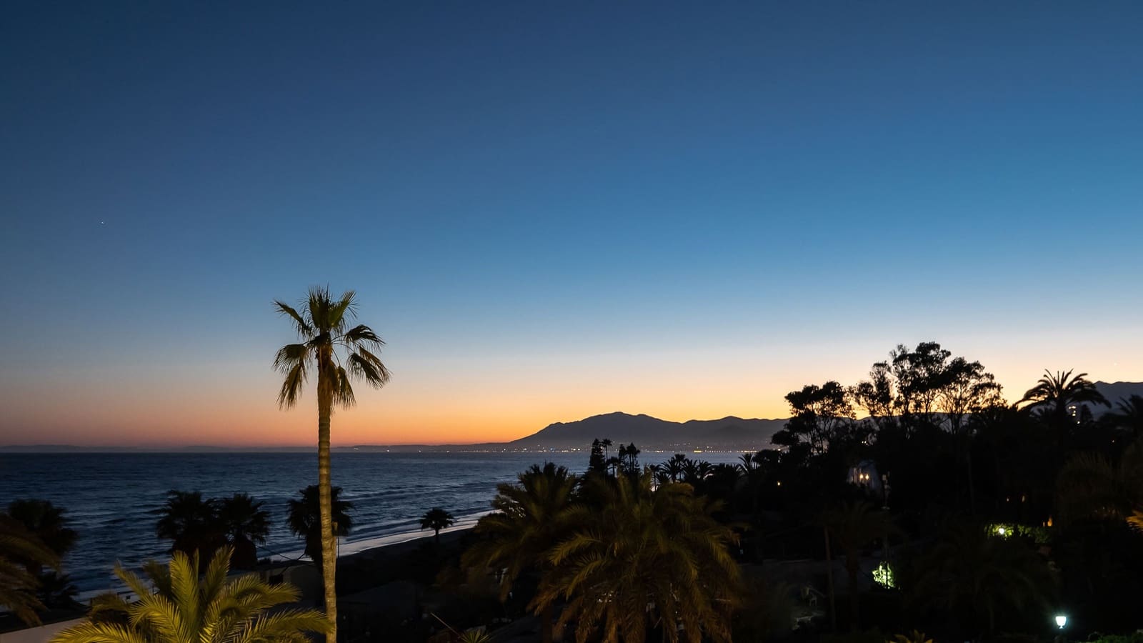 Chalet de 6 habitaciones en Marbella en venta con piscina garaje - 12.500.000 € (Ref: 6981907)