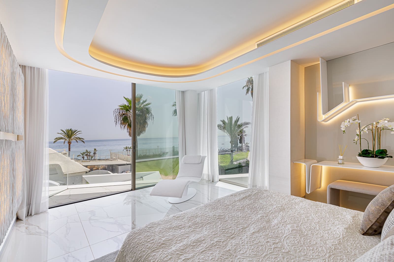 6 Zimmer Villa zu verkaufen in Marbella mit Pool Garage - 12.500.000 € (Ref: 6981907)