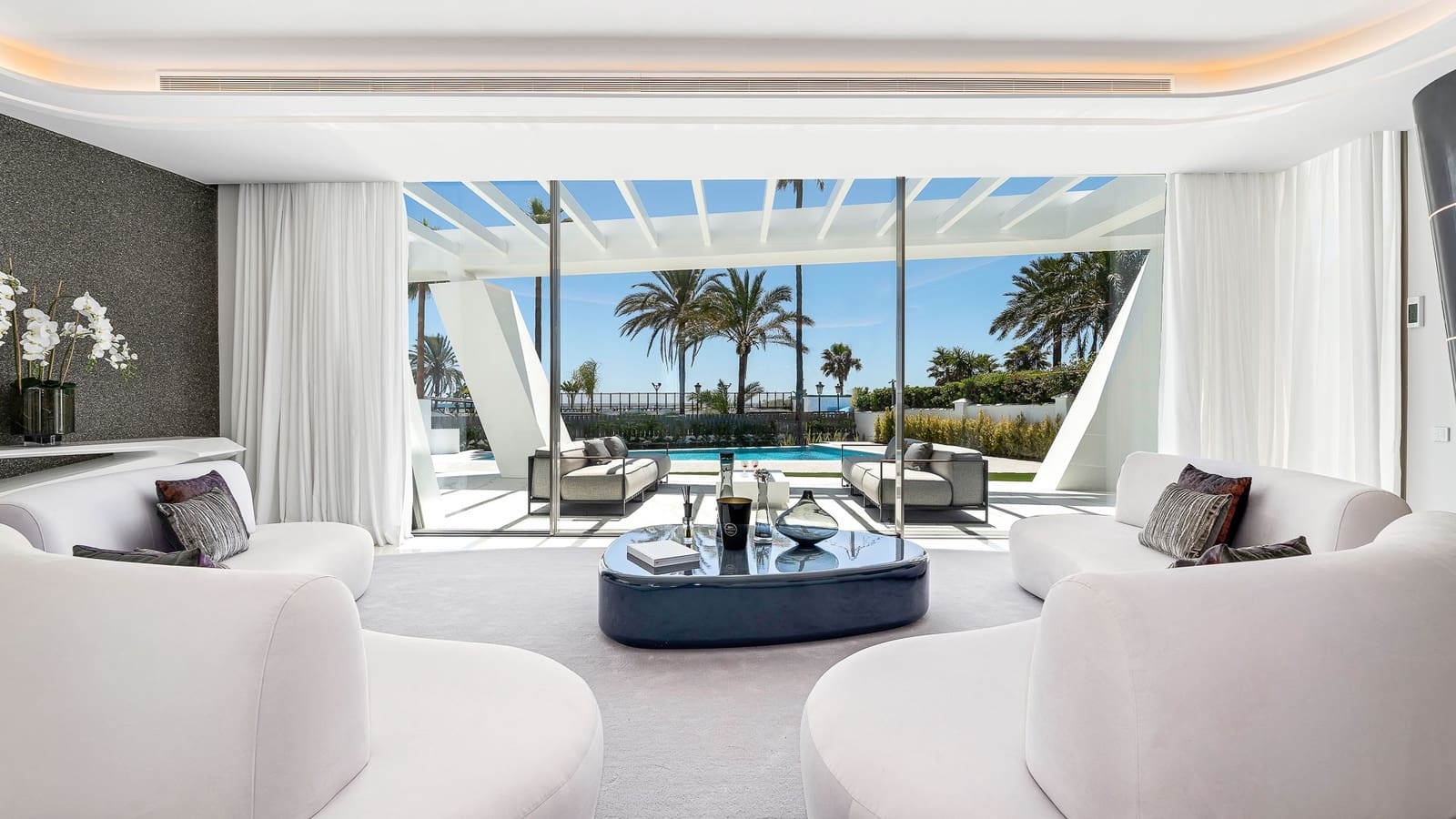 6 Zimmer Villa zu verkaufen in Marbella mit Pool Garage - 12.500.000 € (Ref: 6981907)