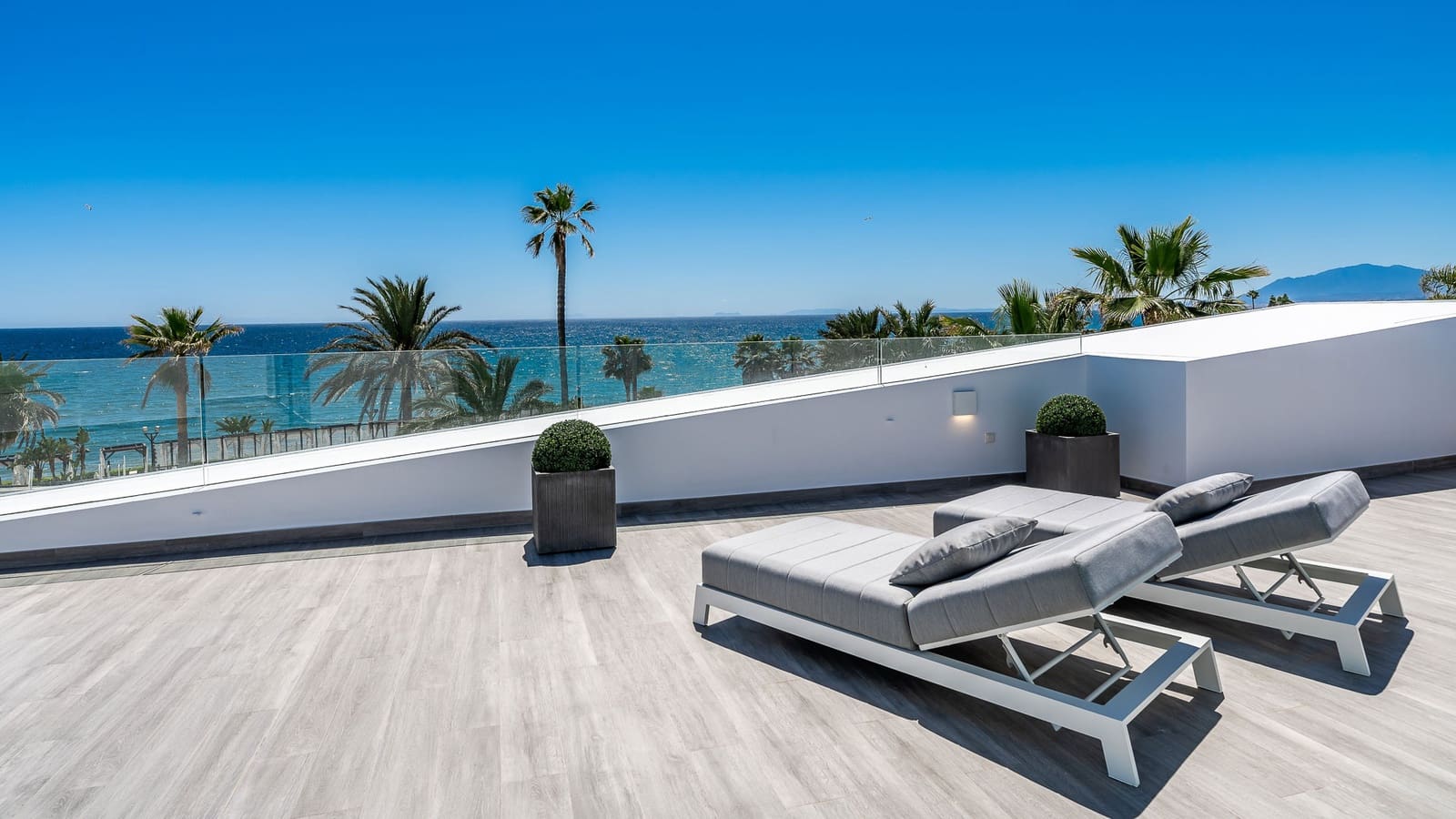 6 Zimmer Villa zu verkaufen in Marbella mit Pool Garage - 12.500.000 € (Ref: 6981907)