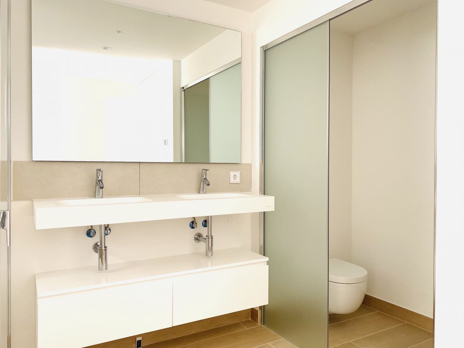 3 bedroom Apartment for sale in Fuengirola with pool garage - € 730,000 (Ref: 6990589)