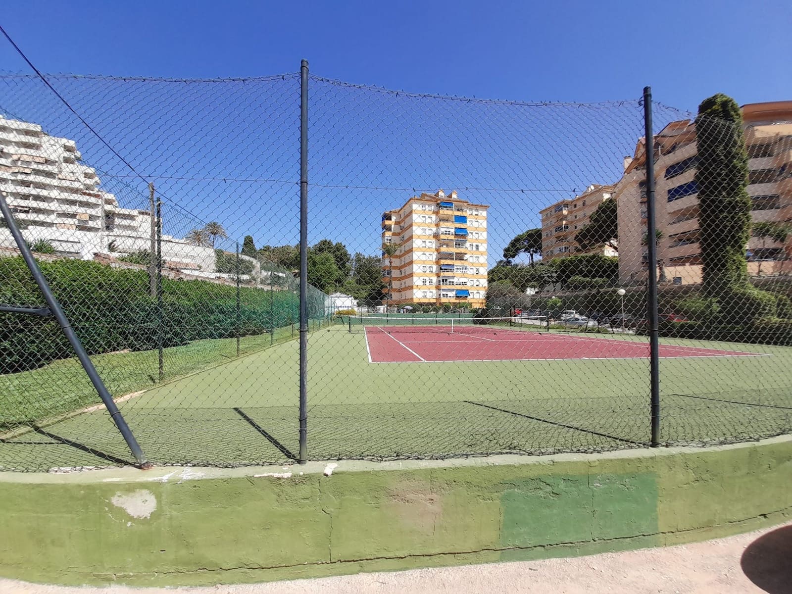 3 sypialnia Apartament na sprzedaż w Benalmadena Costa z basenem - 430 000 € (Ref: 7002154)