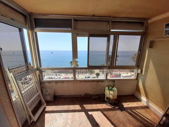 3 slaapkamer Appartement te koop in Benalmadena Costa, Benalmádena met zwembad - € 430.000 (Ref: 7002154)