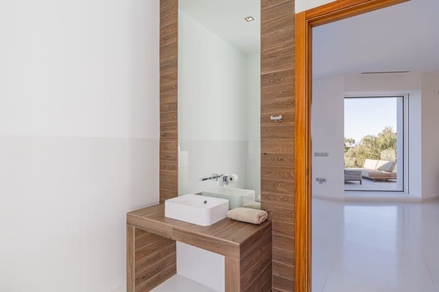 5 soveværelse Villa til salg i Marbella med swimmingpool garage - € 3.750.000 (Ref: 7334185)