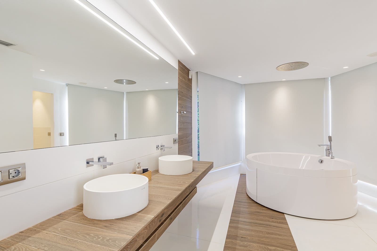 5 soveværelse Villa til salg i Marbella med swimmingpool garage - € 3.750.000 (Ref: 7334185)