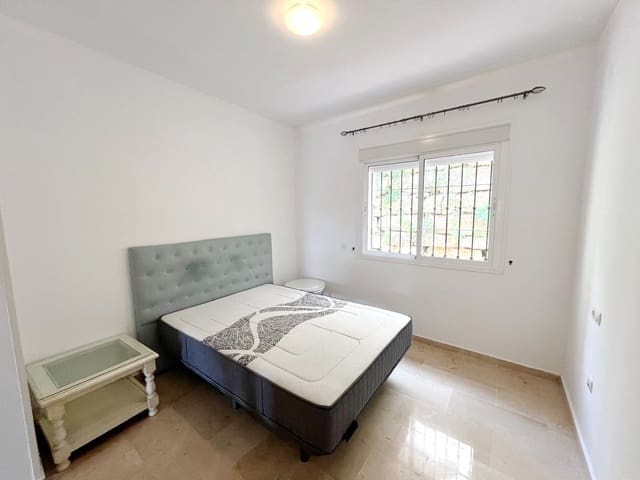 2 sypialnia Apartament na sprzedaż w Marbella z basenem garażem - 495 000 € (Ref: 7384956)