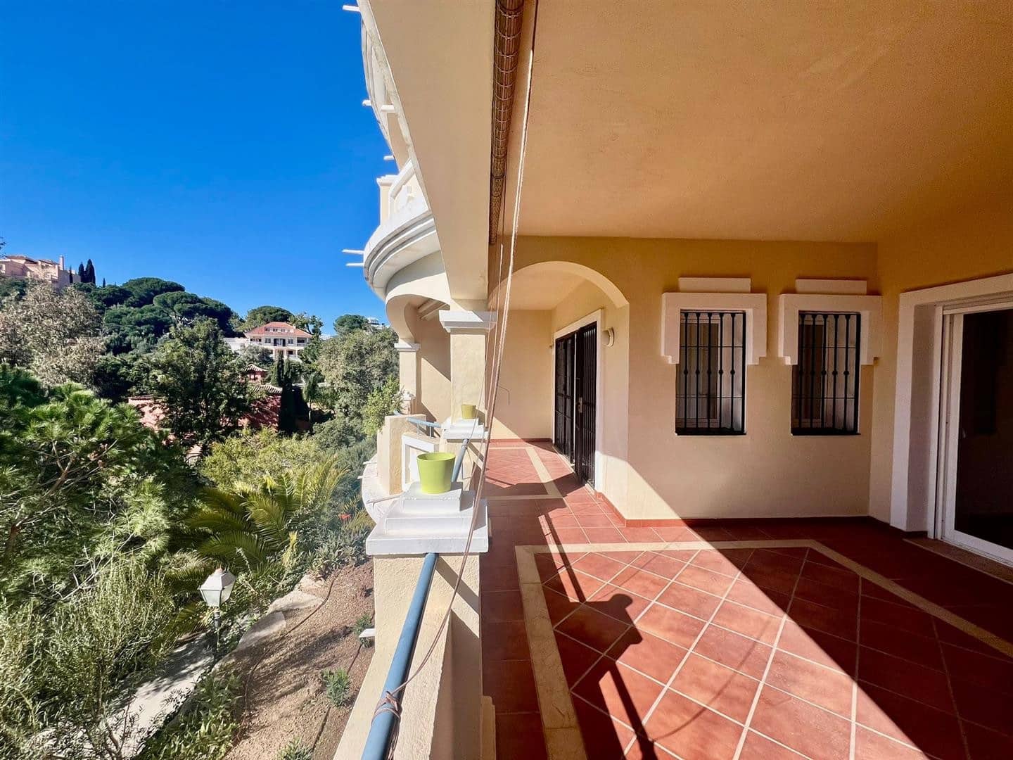 2 quarto Apartamento para venda em Marbella com piscina garagem - 390 000 € (Ref: 7384956)