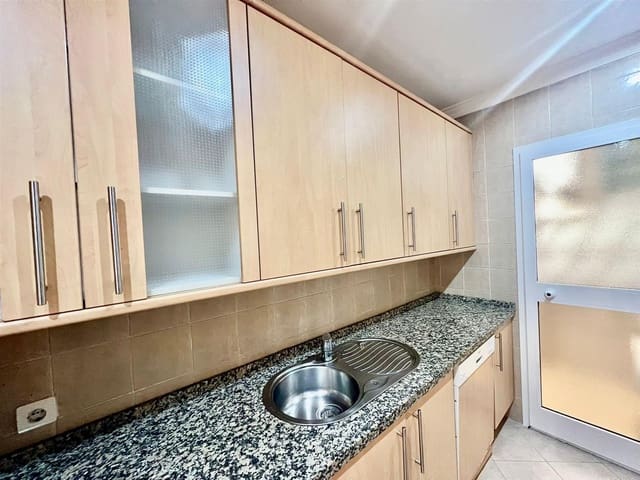 2 sovrum Lägenhet till salu i Marbella med pool garage - 390 000 € (Ref: 7384956)