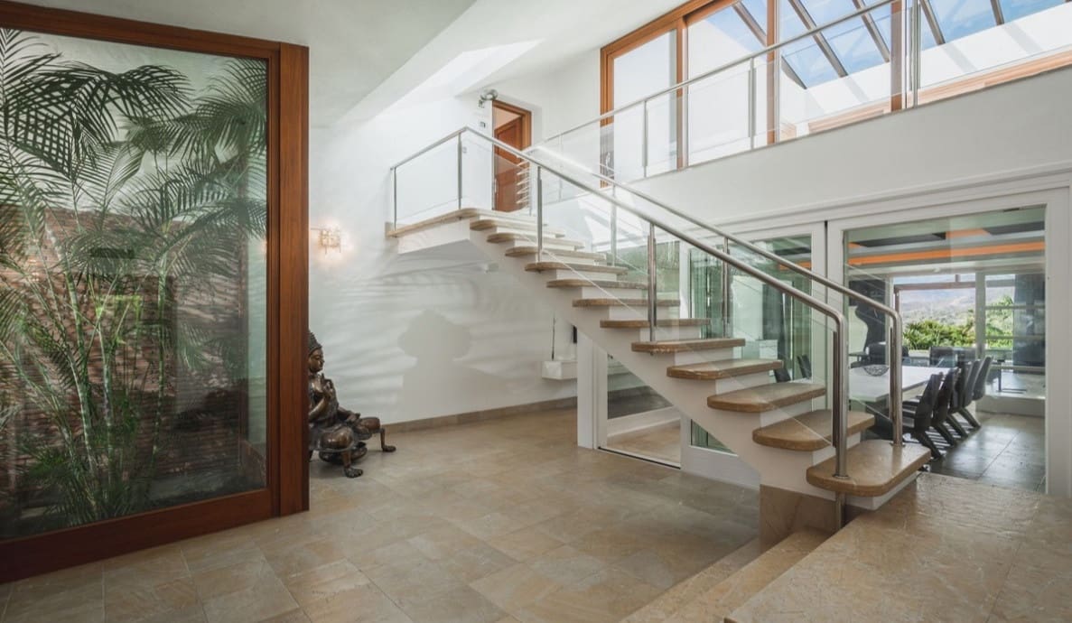 7 quarto Moradia para venda em Marbella com piscina garagem - 2 750 000 € (Ref: 7415835)