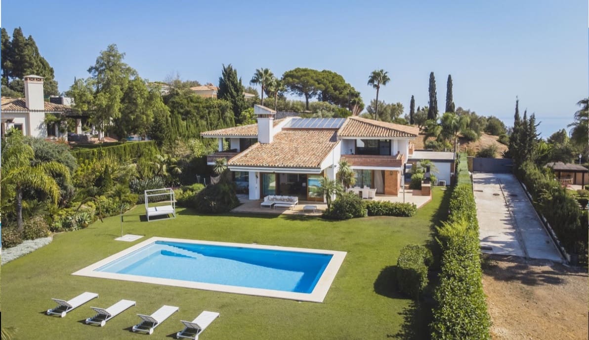 7 sovrum Villa till salu i Marbella med pool garage - 2 750 000 € (Ref: 7415835)