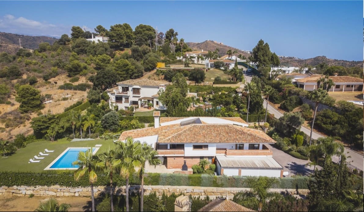 7 sovrum Villa till salu i Marbella med pool garage - 2 750 000 € (Ref: 7415835)