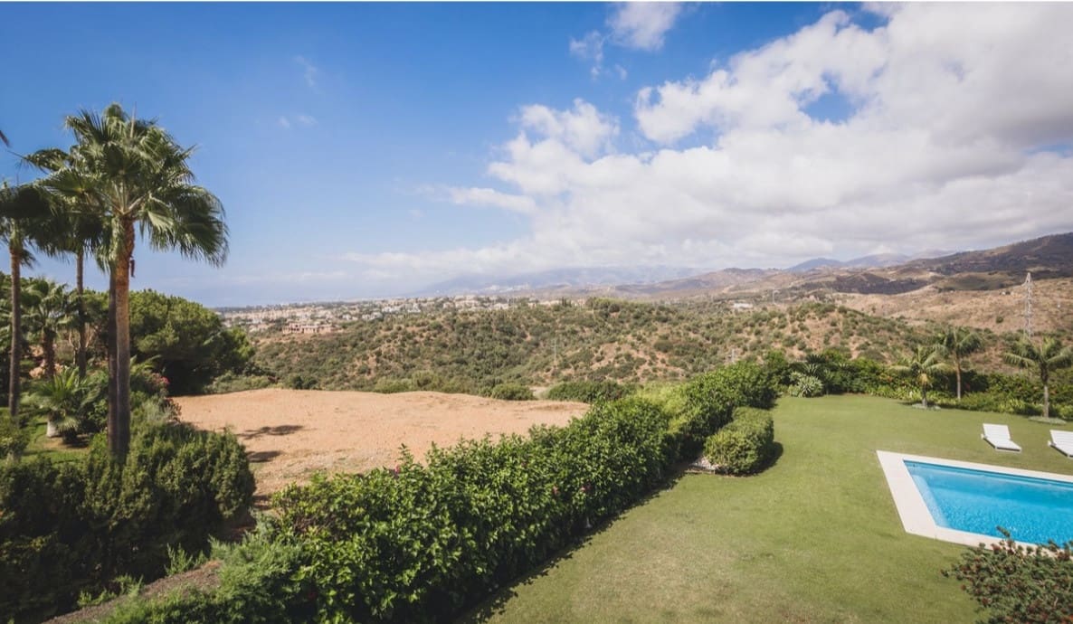 7 sovrum Villa till salu i Marbella med pool garage - 2 750 000 € (Ref: 7415835)