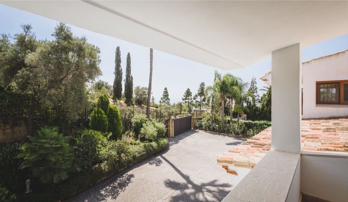 7 sovrum Villa till salu i Marbella med pool garage - 2 750 000 € (Ref: 7415835)