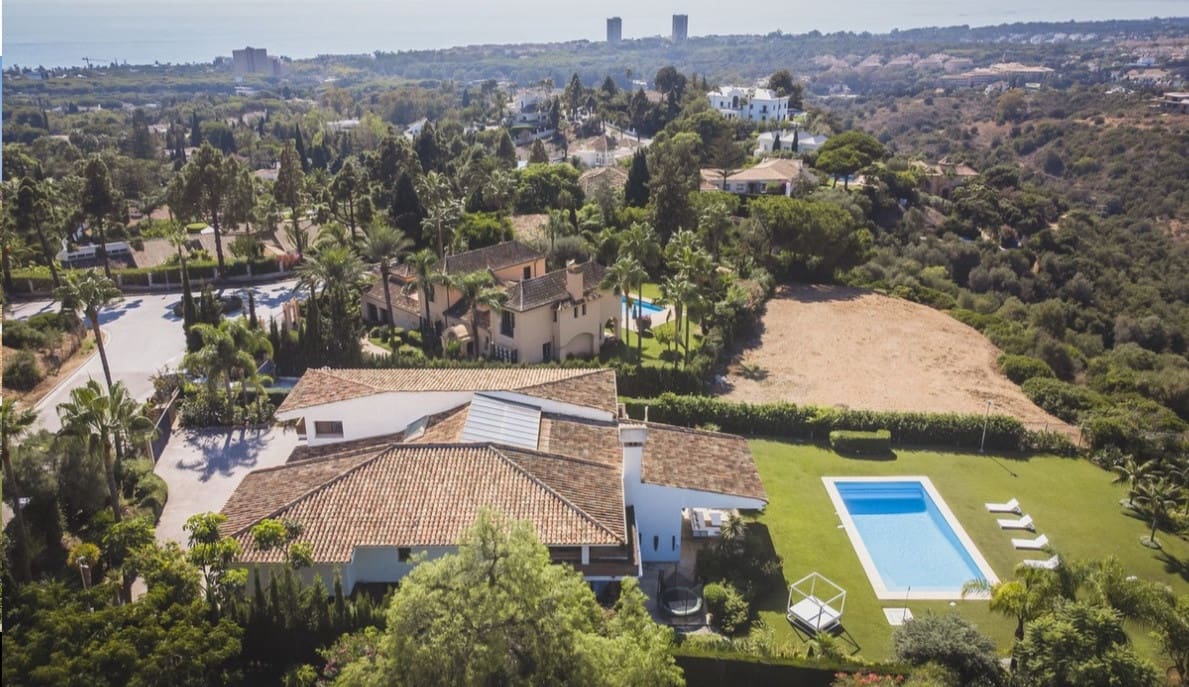 7 sovrum Villa till salu i Marbella med pool garage - 2 750 000 € (Ref: 7415835)