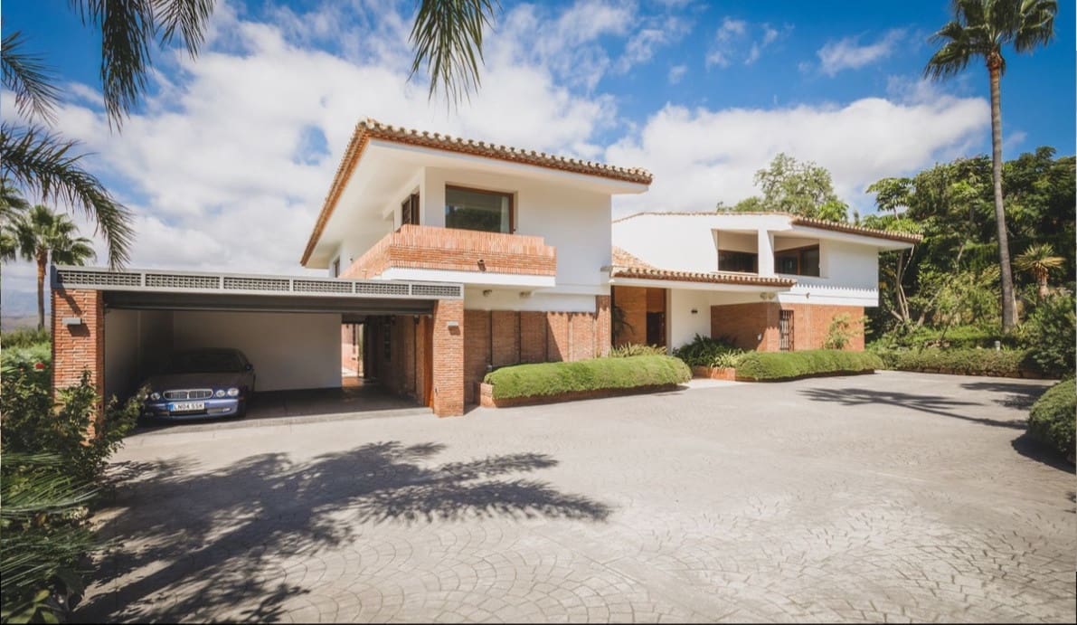 7 sovrum Villa till salu i Marbella med pool garage - 2 750 000 € (Ref: 7415835)