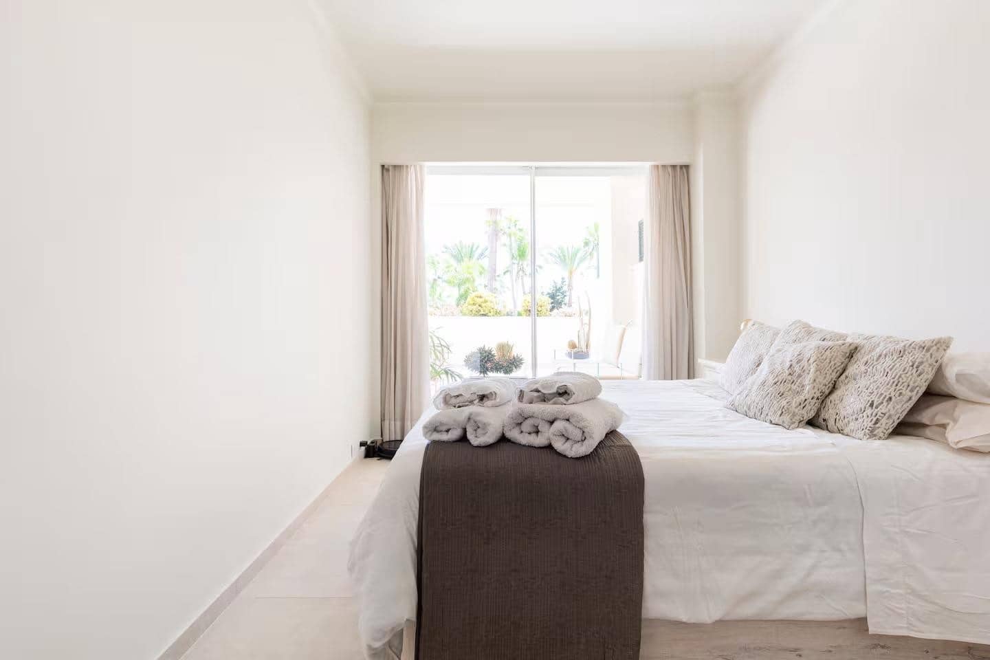 2 slaapkamer Appartement te koop in Marbella met zwembad garage - € 880.000 (Ref: 7416620)