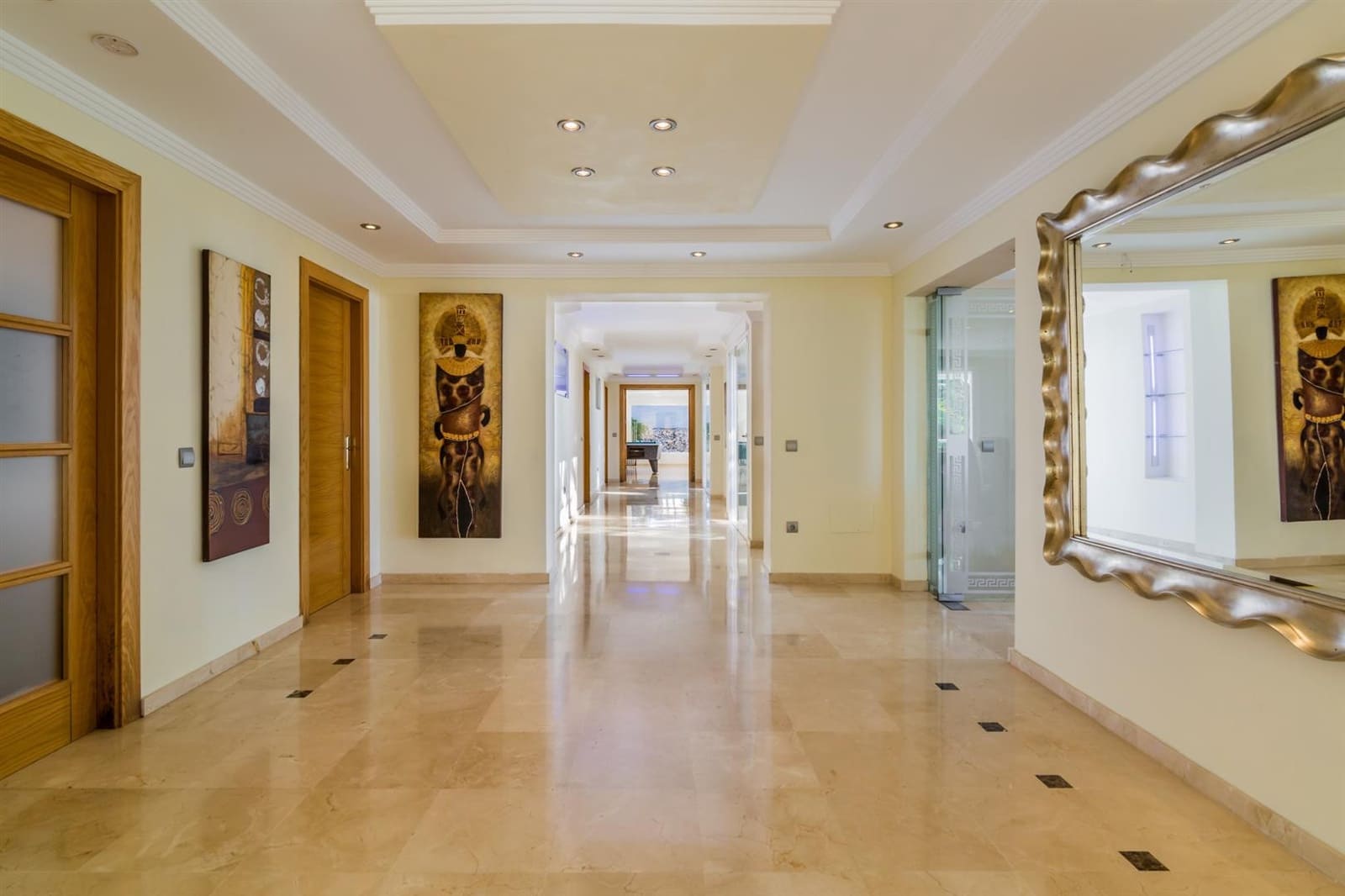 8 quarto Moradia para venda em Marbella com piscina garagem - 4 200 000 € (Ref: 7452623)