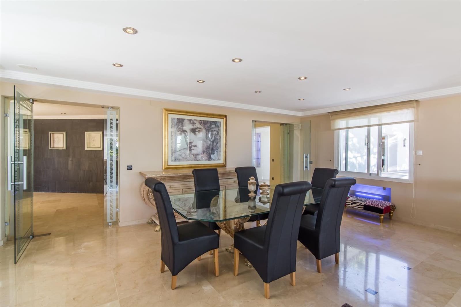 8 quarto Moradia para venda em Marbella com piscina garagem - 4 200 000 € (Ref: 7452623)