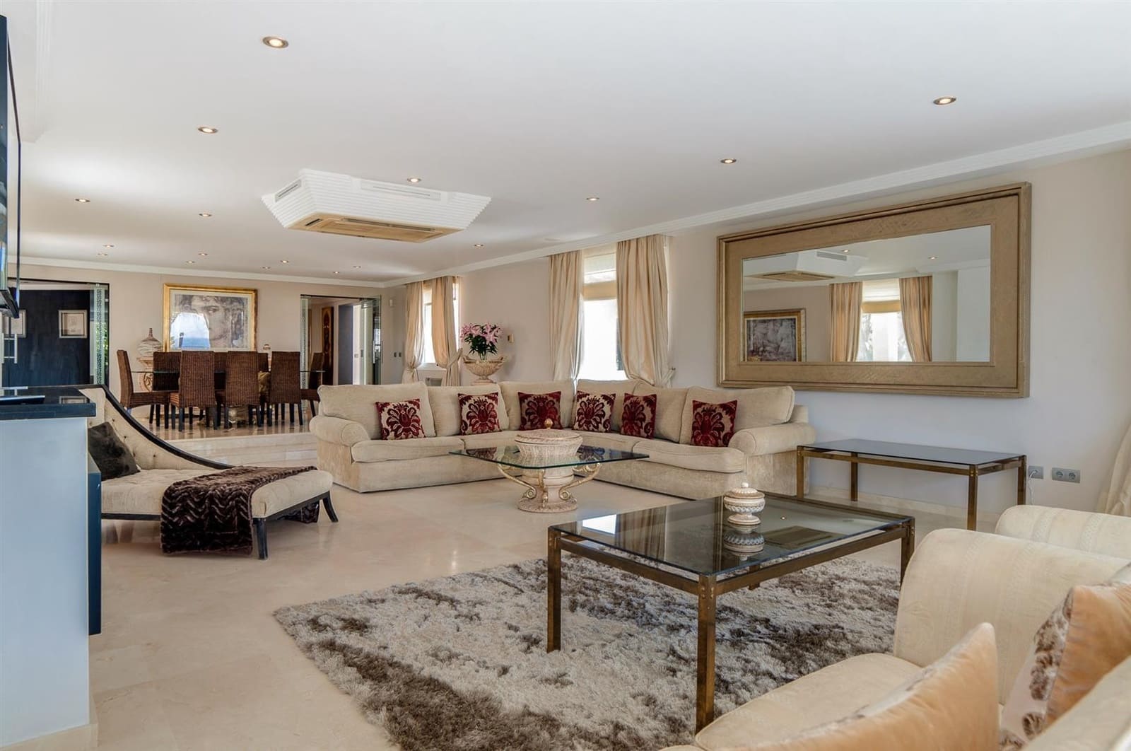 8 quarto Moradia para venda em Marbella com piscina garagem - 4 200 000 € (Ref: 7452623)
