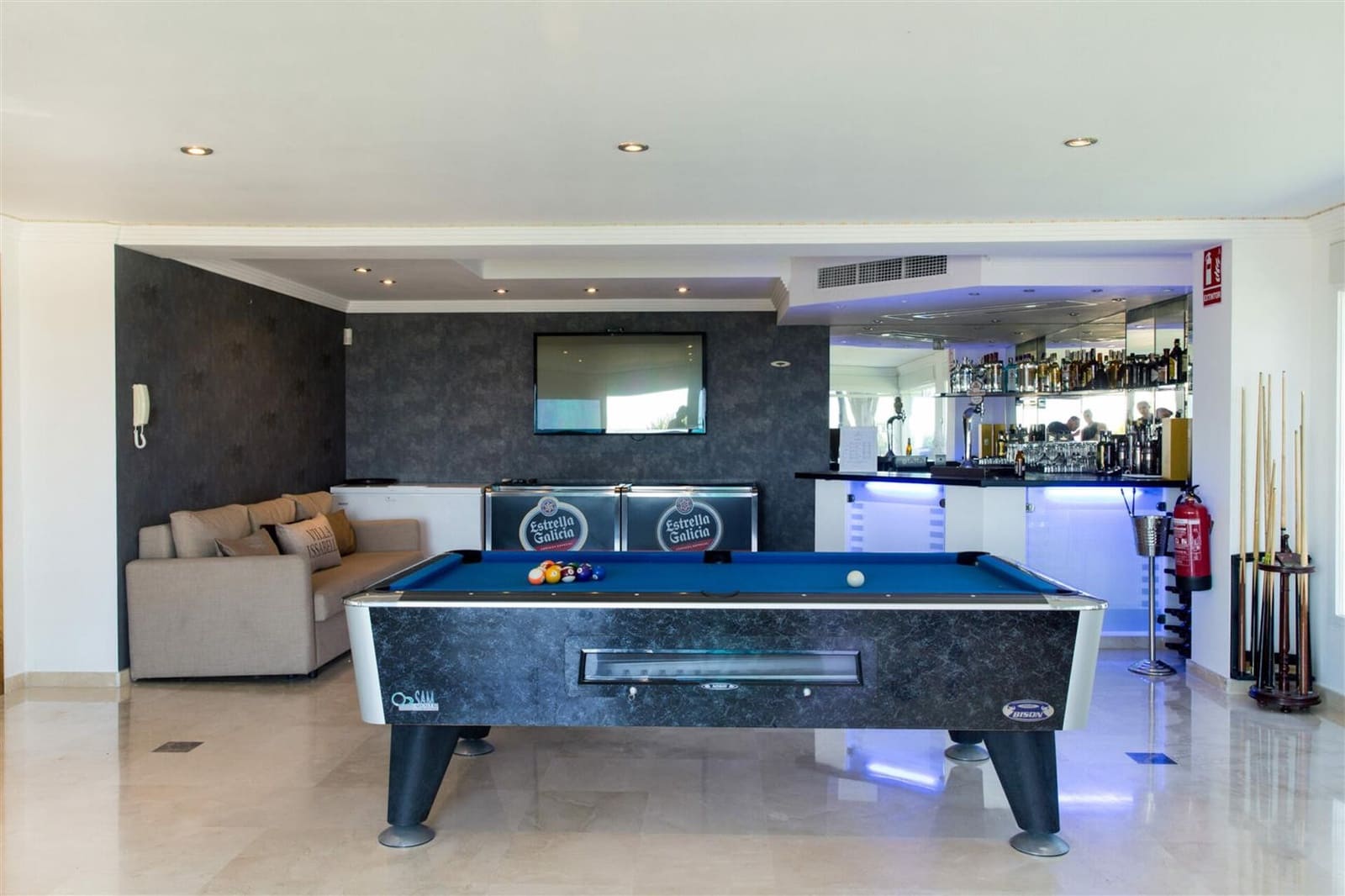 8 quarto Moradia para venda em Marbella com piscina garagem - 4 200 000 € (Ref: 7452623)