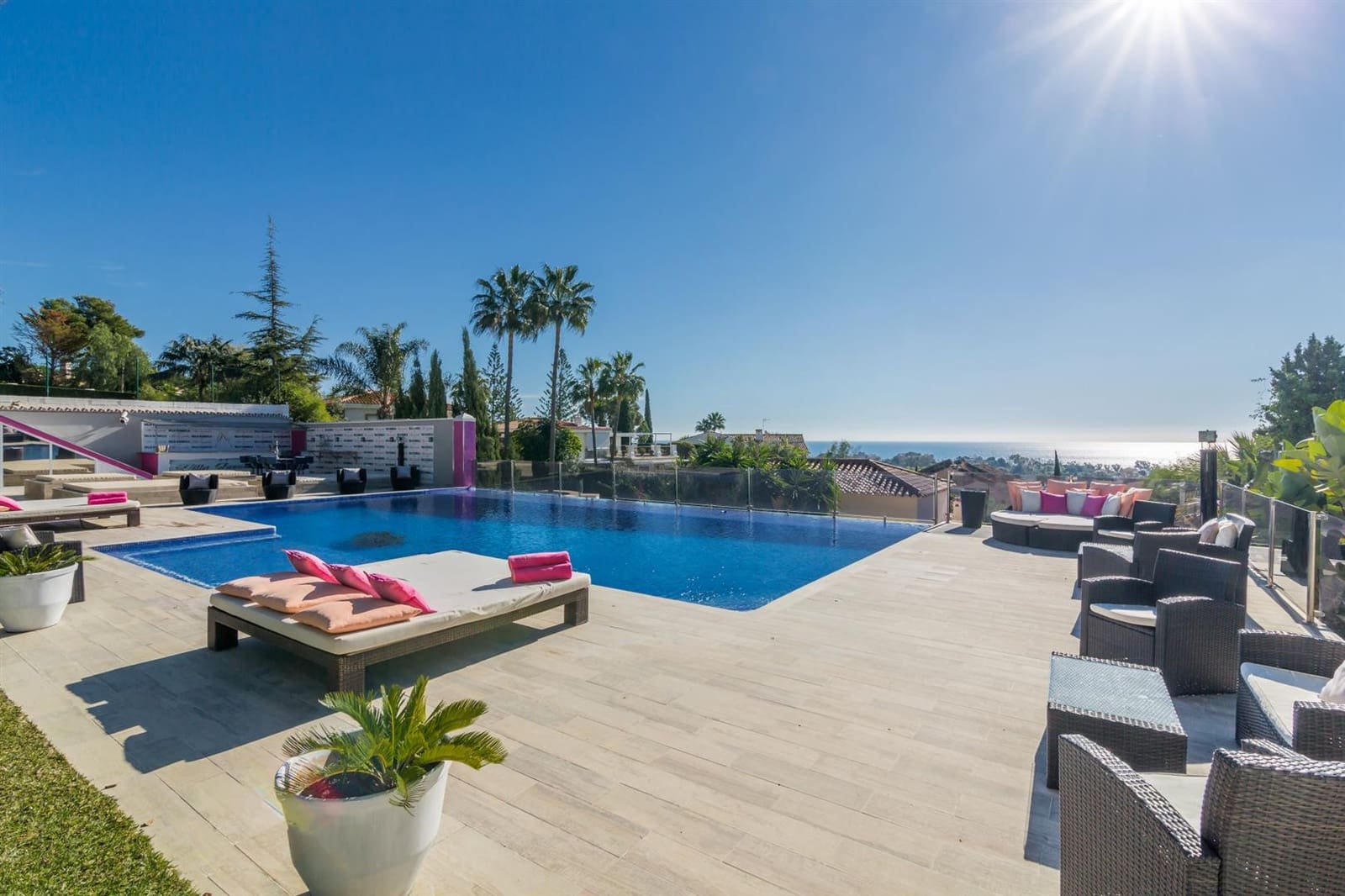 8 quarto Moradia para venda em Marbella com piscina garagem - 4 200 000 € (Ref: 7452623)