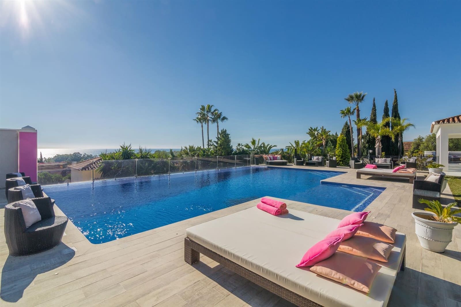 8 quarto Moradia para venda em Marbella com piscina garagem - 4 200 000 € (Ref: 7452623)