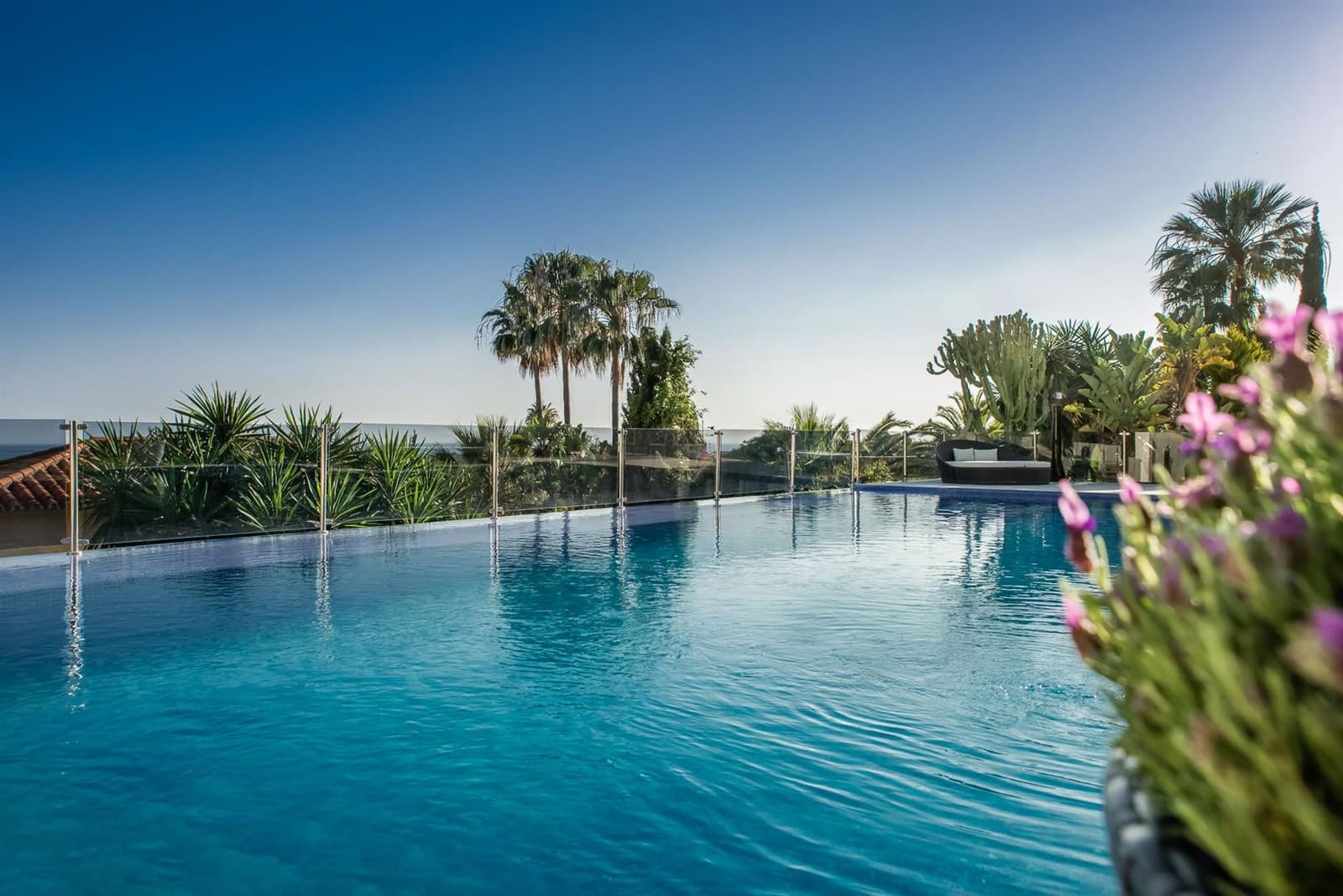 8 quarto Moradia para venda em Marbella com piscina garagem - 4 200 000 € (Ref: 7452623)