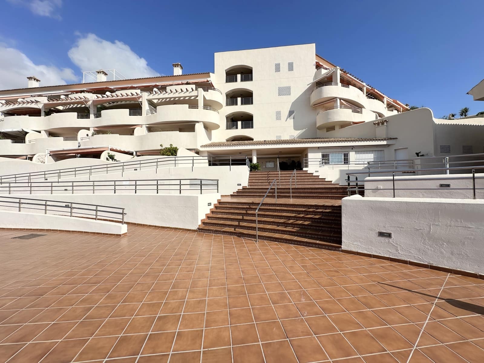 3 bedroom Penthouse for sale in Arroyo de la Miel with pool garage - € 599,000 (Ref: 7461356)